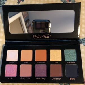 Violet voss eyeshadow palette